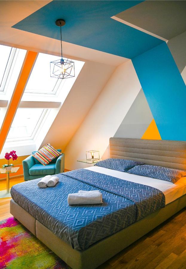 Backpacker Apartment Schoenbrunn Viena Exterior foto