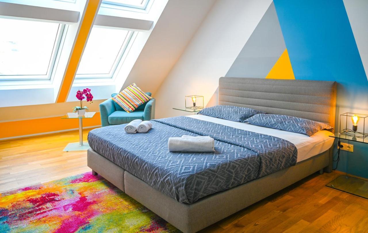 Backpacker Apartment Schoenbrunn Viena Exterior foto